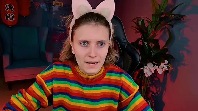 Snapshot of LolaAsmus chatting on January 15, 2025, 5:08 am LolaAsmus online show from January 15, 2025, 5:08 am