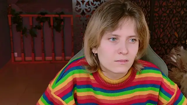 Snapshot of LolaAsmus chatting on February 8, 2025, 4:14 pm LolaAsmus online show from February 8, 2025, 4:14 pm