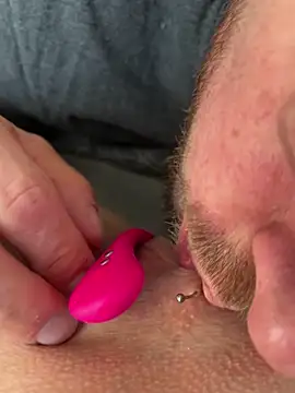 Annelibre online show from November 23, 2025, 7:52 am