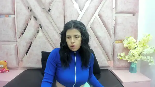 CataleyaLars20 online show from July 27, 2026, 12:56 pm