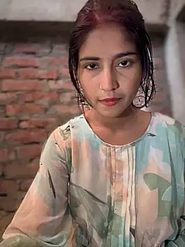 Snapshot of DiyAsingHh chatting on March 5, 2025, 2:14 am DiyAsingHh online show from March 5, 2025, 2:14 am