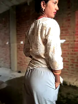 Snapshot of DiyAsingHh chatting on October 12, 2025, 12:53 am DiyAsingHh online show from October 12, 2025, 12:53 am