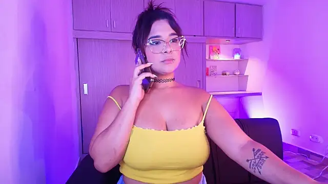 Shenoa1 online show from March 14, 2025, 11:43 pm