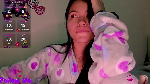 Snapshot of linda_alana chatting on December 11, 2024, 1:15 am linda alana online show from December 11, 2024, 1:15 am