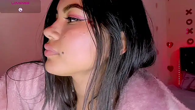 Snapshot of linda_alana chatting on February 15, 2025, 2:37 am linda alana online show from February 15, 2025, 2:37 am