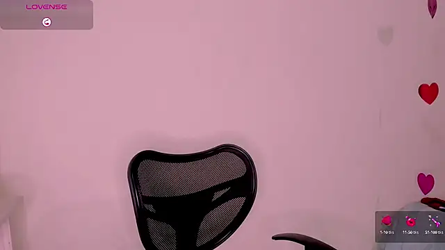 Snapshot of linda_alana chatting on February 18, 2025, 11:19 pm linda alana online show from February 18, 2025, 11:19 pm