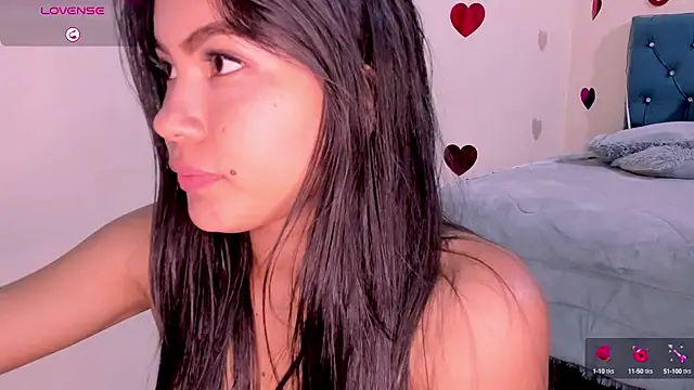 Snapshot of linda_alana chatting on March 4, 2025, 10:16 pm linda alana online show from March 4, 2025, 10:16 pm