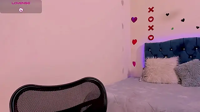 Snapshot of linda_alana chatting on March 18, 2025, 9:43 pm linda alana online show from March 18, 2025, 9:43 pm