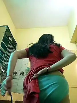 Snapshot of heenage chatting on December 28, 2024, 5:23 am heenage online show from December 28, 2024, 5:23 am