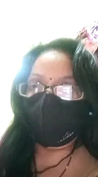 Snapshot of heenage chatting on December 31, 2024, 10:04 am heenage online show from December 31, 2024, 10:04 am