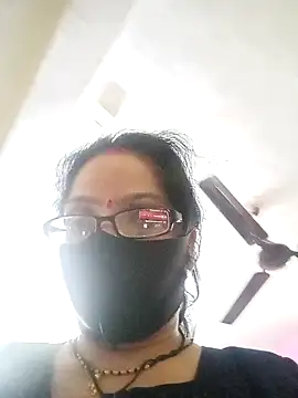 Snapshot of heenage chatting on February 12, 2025, 3:29 am heenage online show from February 12, 2025, 3:29 am