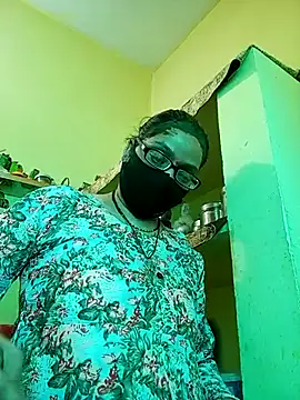 Snapshot of heenage chatting on March 23, 2025, 6:05 am heenage online show from March 23, 2025, 6:05 am