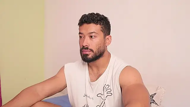 freddsexxx online show from September 25, 2025, 2:10 pm