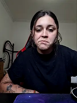 luuhcat09 online show from October 21, 2025, 9:54 am