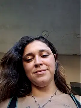 luuhcat09 online show from November 21, 2025, 7:34 pm