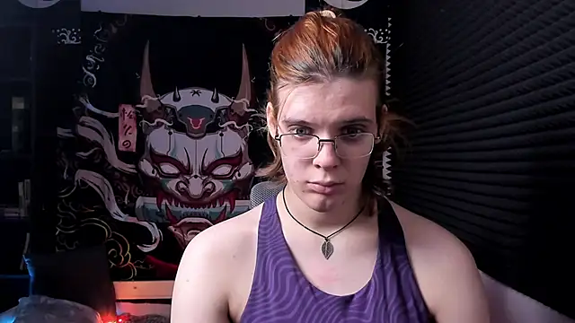 Snapshot of KIKI_Krash chatting on December 24, 2024, 10:22 am KIKI Krash online show from December 24, 2024, 10:22 am