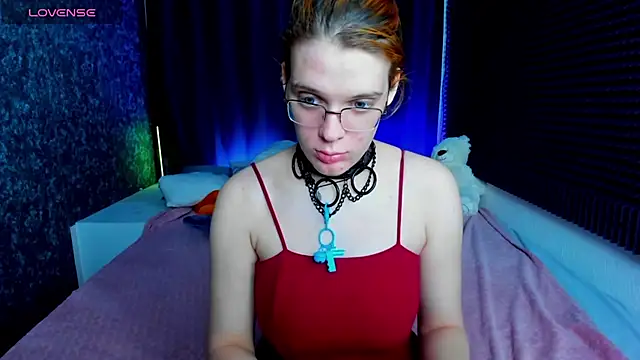 Snapshot of KIKI_Krash chatting on January 11, 2025, 4:36 pm KIKI Krash online show from January 11, 2025, 4:36 pm