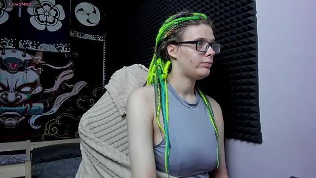 Snapshot of KIKI_Krash chatting on September 16, 2025, 10:38 am KIKI Krash online show from September 16, 2025, 10:38 am