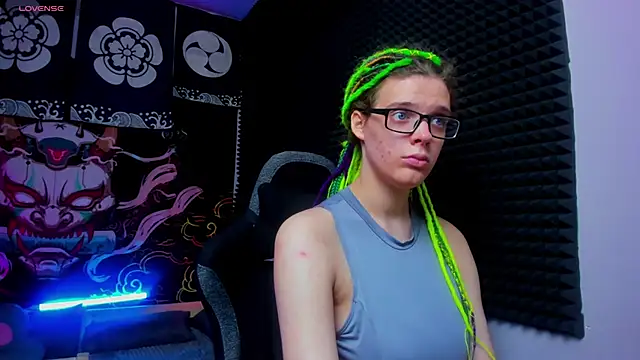 Snapshot of KIKI_Krash chatting on September 26, 2025, 10:08 am KIKI Krash online show from September 26, 2025, 10:08 am