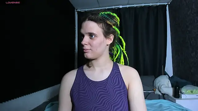 Snapshot of KIKI_Krash chatting on November 29, 2025, 3:04 pm KIKI Krash online show from November 29, 2025, 3:04 pm