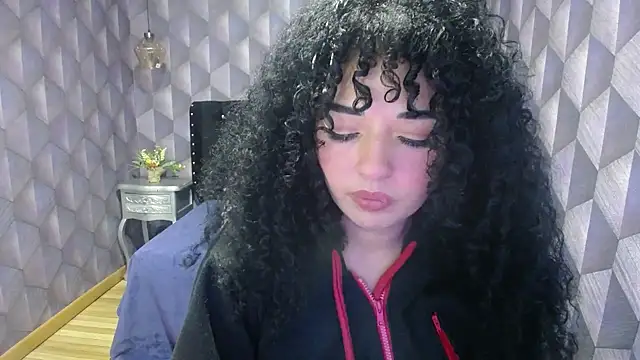 Snapshot of Sofiacowperx chatting on March 2, 2025, 3:05 pm Sofiacowperx online show from March 2, 2025, 3:05 pm