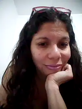 Snapshot of Carliina_Soussa chatting on February 7, 2025, 10:30 pm Carliina Soussa online show from February 7, 2025, 10:30 pm