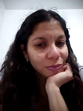 Snapshot of Carliina_Soussa chatting on February 13, 2025, 10:00 pm Carliina Soussa online show from February 13, 2025, 10:00 pm