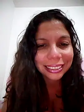 Snapshot of Carliina_Soussa chatting on February 19, 2025, 4:34 am Carliina Soussa online show from February 19, 2025, 4:34 am