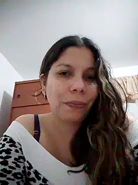 Snapshot of Carliina_Soussa chatting on September 24, 2025, 12:03 am Carliina Soussa online show from September 24, 2025, 12:03 am