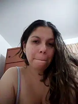 Snapshot of Carliina_Soussa chatting on September 29, 2025, 3:00 am Carliina Soussa online show from September 29, 2025, 3:00 am