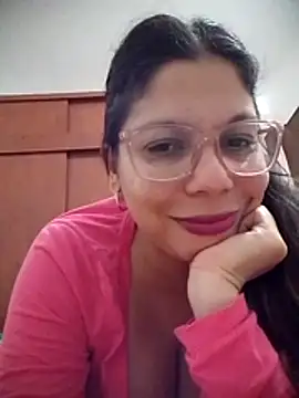 Snapshot of Carliina_Soussa chatting on May 8, 2026, 8:58 pm Carliina Soussa online show from May 8, 2026, 8:58 pm