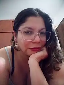 Snapshot of Carliina_Soussa chatting on June 4, 2026, 11:33 pm Carliina Soussa online show from June 4, 2026, 11:33 pm