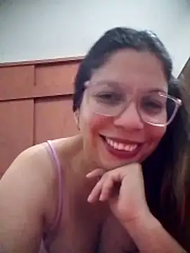 Snapshot of Carliina_Soussa chatting on June 12, 2026, 11:35 pm Carliina Soussa online show from June 12, 2026, 11:35 pm