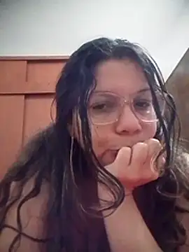 Snapshot of Carliina_Soussa chatting on June 14, 2026, 2:46 am Carliina Soussa online show from June 14, 2026, 2:46 am