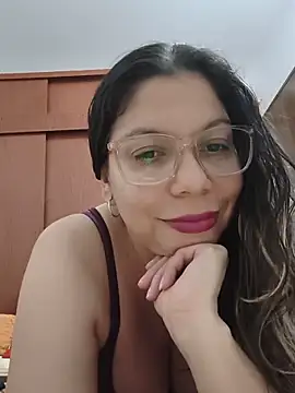 Carliina Soussa online show from June 30, 2026, 10:33 pm