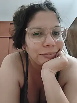Carliina Soussa online show from July 13, 2026, 1:41 am