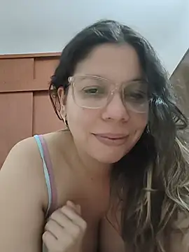 Carliina Soussa online show from July 15, 2026, 2:06 am