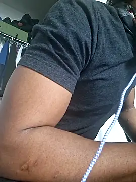 bigboytoy912 online show from April 27, 2026, 7:45 pm