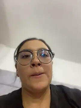 Abigail Cowen online show from April 24, 2026, 11:51 pm