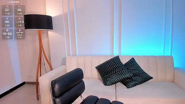 Snapshot of SavannahStorm chatting on February 1, 2025, 6:19 pm SavannahStorm online show from February 1, 2025, 6:19 pm