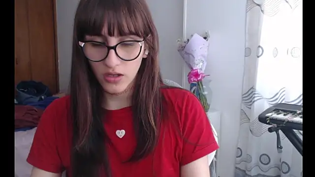 Snapshot of Alice_love29 chatting on June 4, 2026, 2:34 pm Alice love29 online show from June 4, 2026, 2:34 pm