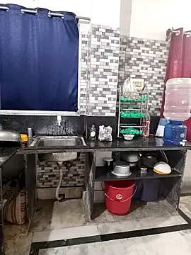 Snapshot of Cute_Kritika chatting on October 13, 2025, 4:23 am Cute Kritika online show from October 13, 2025, 4:23 am