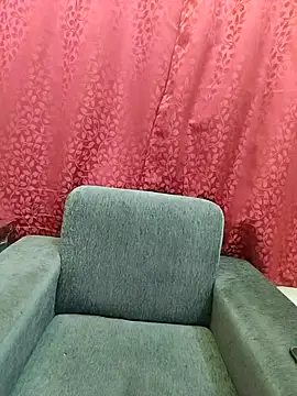 Snapshot of Cute_Kritika chatting on October 16, 2025, 4:35 am Cute Kritika online show from October 16, 2025, 4:35 am