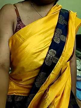 Snapshot of Cute_Kritika chatting on February 14, 2026, 4:31 am Cute Kritika online show from February 14, 2026, 4:31 am