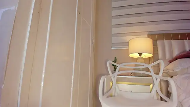 Snapshot of zoe_sky_ chatting on February 11, 2025, 11:54 pm zoe sky online show from February 11, 2025, 11:54 pm