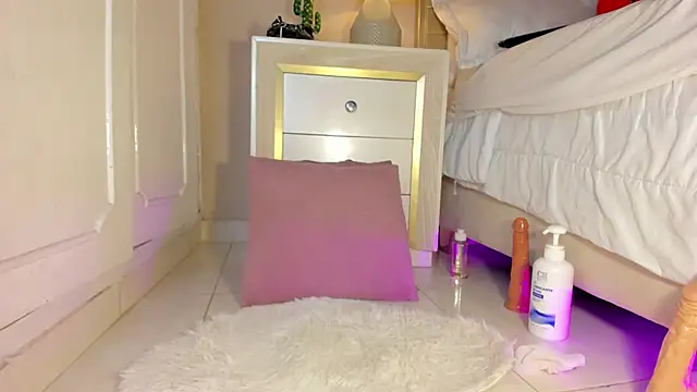 Snapshot of zoe_sky_ chatting on February 15, 2025, 2:44 pm zoe sky online show from February 15, 2025, 2:44 pm