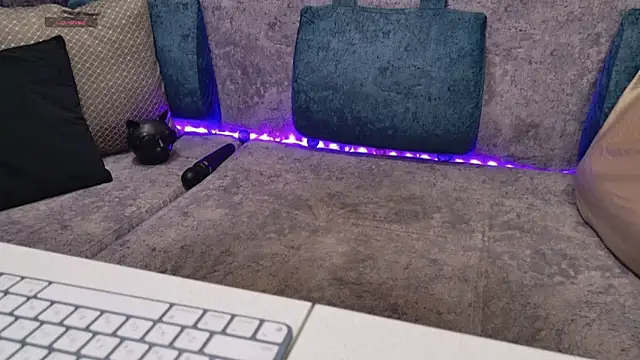 blackcat142 online show from October 16, 2025, 11:44 am