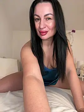 Helena7077 online show from February 28, 2026, 2:40 pm