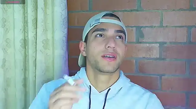 Leandro valenzuela online show from February 20, 2025, 4:18 am