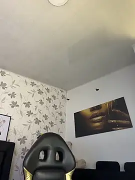 Snapshot of ElaaPerez chatting on March 12, 2026, 7:53 pm ElaaPerez online show from March 12, 2026, 7:53 pm